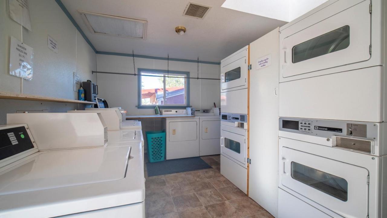 Outdoor Glamping Large 5Th Wheel Setup Ok4A Leilighet Moab Eksteriør bilde